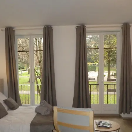 Cosy Hyper Centre Avec Balcon Et Wifi - Fr-1-555-106 Apartment Aix-les-Bains